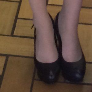 Reserved- Jessica Simpson Heels